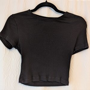 Uniqlo Black Ribbed Crop Top